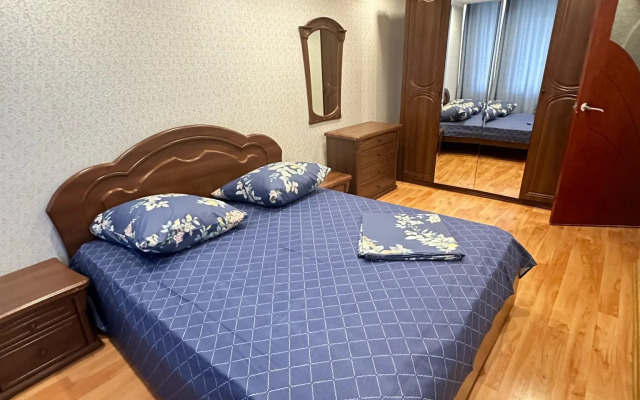 Апартаменты ДеньНочь в 1-ом микрорайоне д. 42А - фото 5