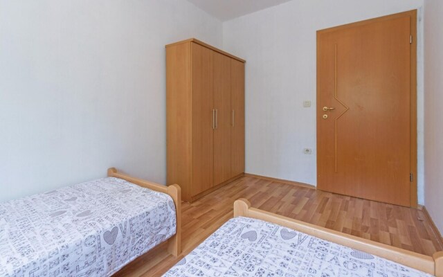 Beautiful Home in Pula With Wifi and 3 Bedrooms
