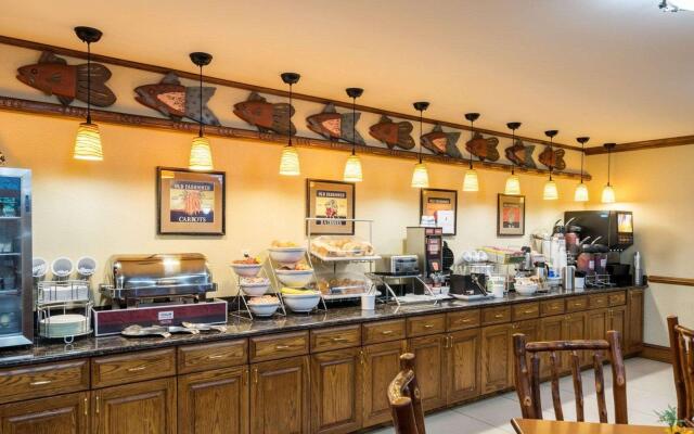 Comfort Inn & Suites