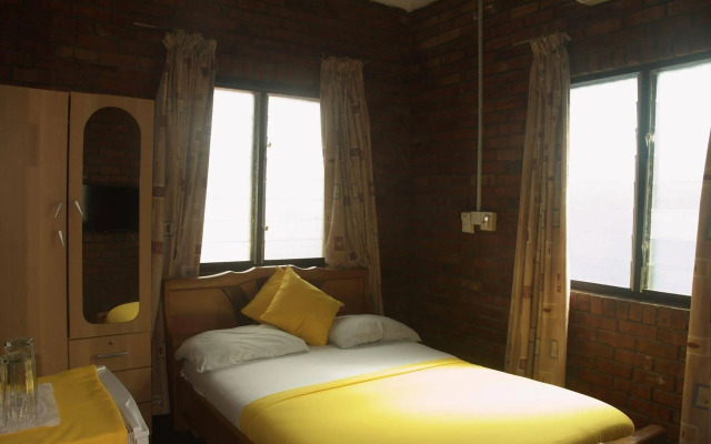 Joy Family Lodge