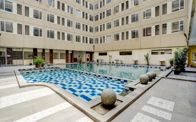 OYO 90042 Emerald Towers