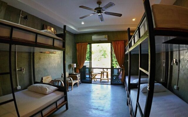 Narakarn Hostel