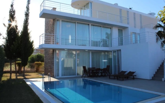 Novron A-7 Villa by Belek Rental