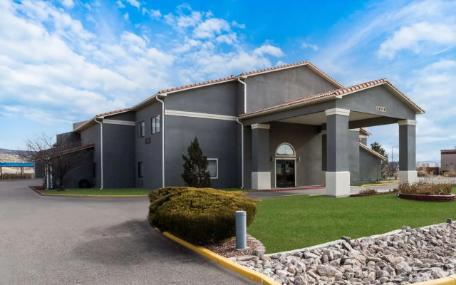 SureStay Hotel by Best Western Grants