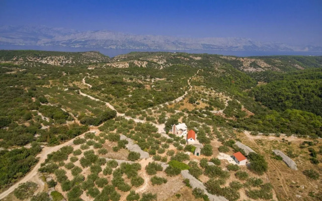 Villa Dubrava in Pucisca