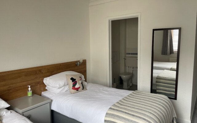 Salutation Inn