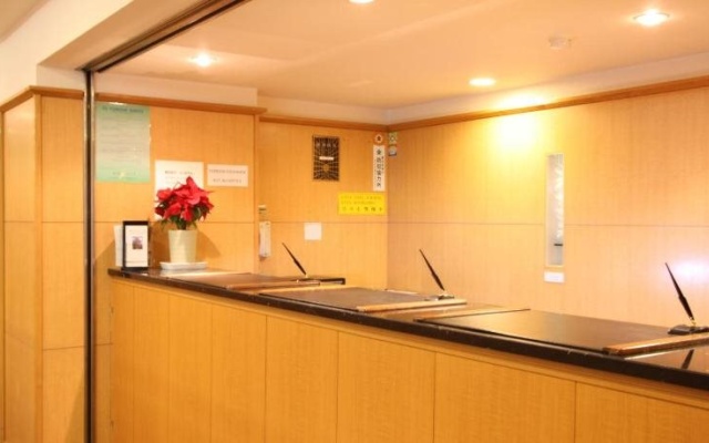 Yokkaichi Urban Hotel – Lobby – Yokkaichi