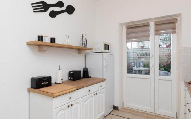 Apartment Villa Andro