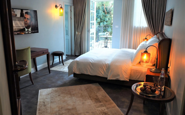 Carmella Boutique Hotel