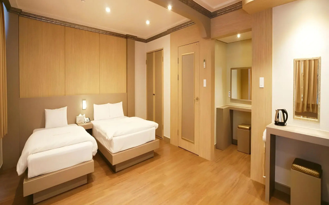 Raum Hotel