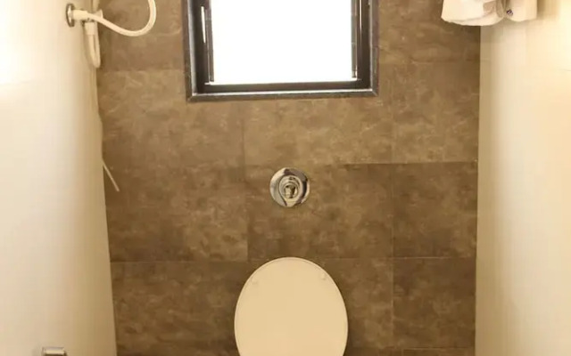 Saburi Service Apartments