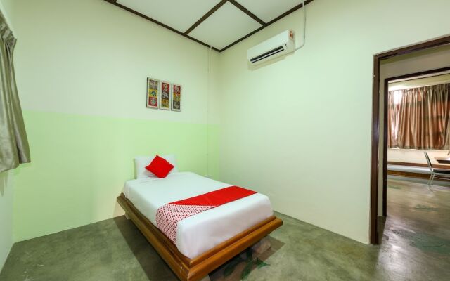 Collection O Ivory Hotel & Resort