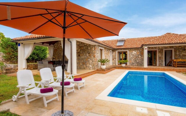Amazing Home in Gostinjac With Wifi and 3 Bedrooms