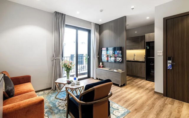 Luxe Paradise Suites Hotel  To Ngoc Van