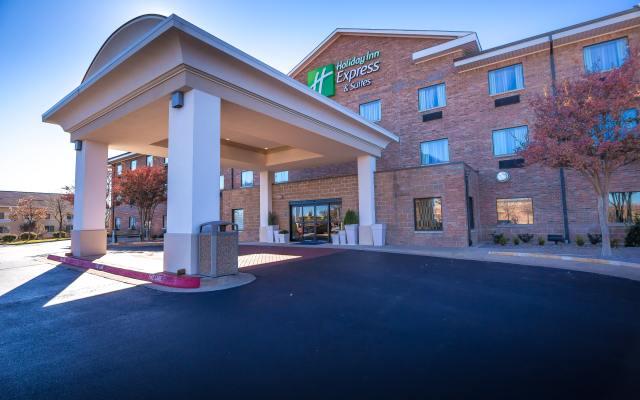 Holiday Inn Express Hotel & Suites Edmond, an IHG Hotel