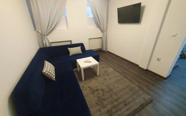 New apartment in luxury zone with garden,free parking