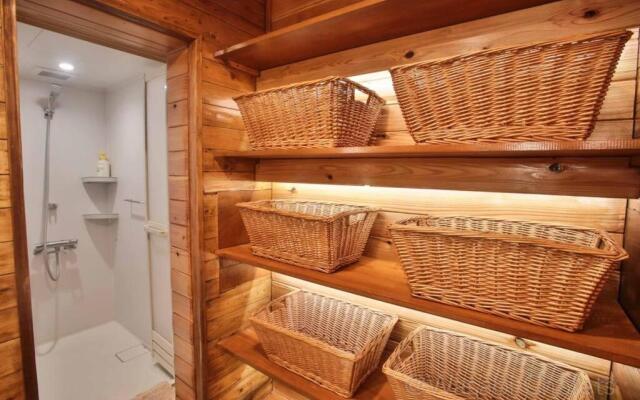 Boutique Chalet sleeps 10 - Wasabi Wonderland