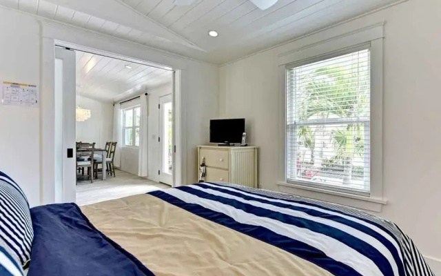 Beach Pearl 212 Archer Way by RedAwning