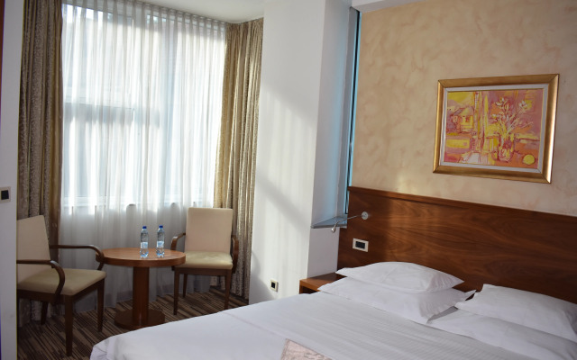Hotel Bistrik City Center