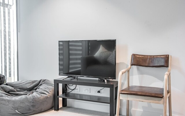 Melbourne Central Apartment