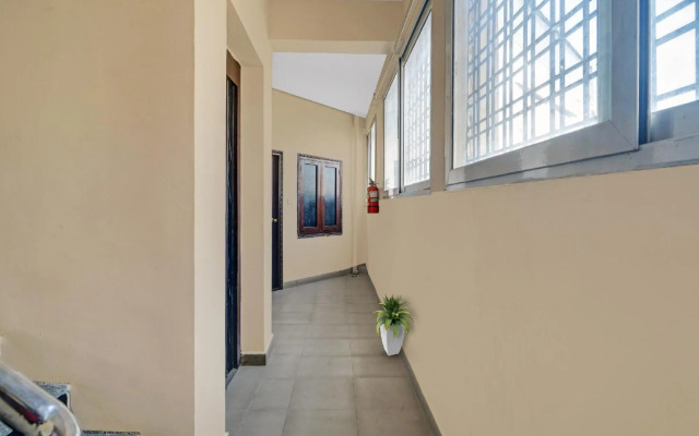 OYO Flagship 80484G Hotel Srinivasa Grand