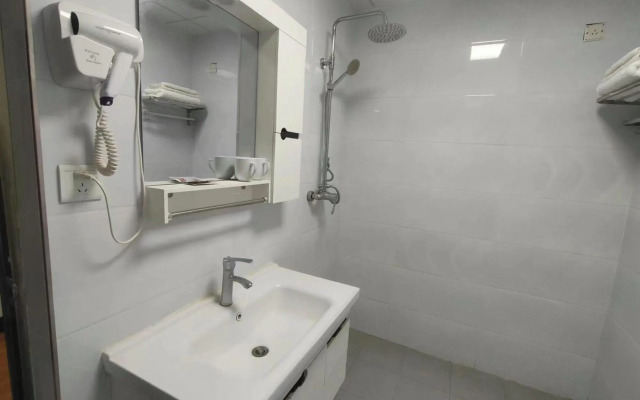 Euston Hot Spring Hotel