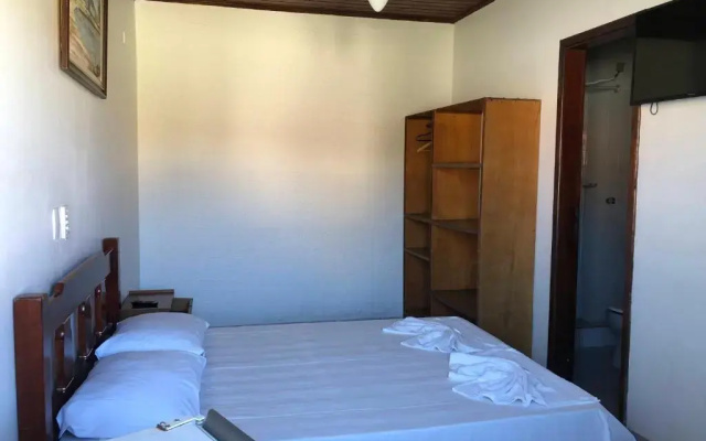 Hotel Nosso Cantinho