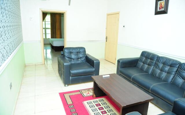 Richton Hotel & Suites