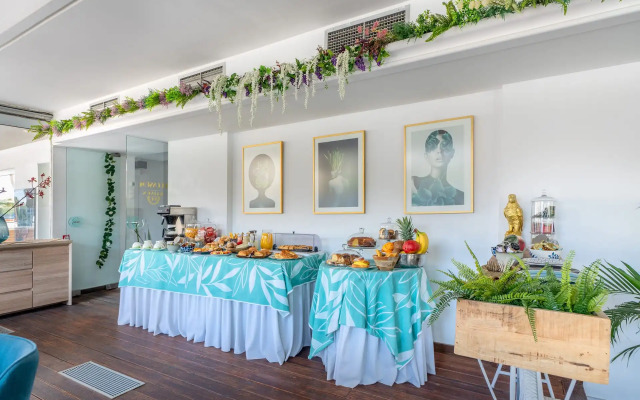 Maison 66 Riviera Hotels