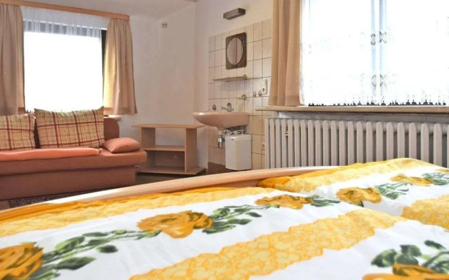 Einladende Ferienwohnung mit Garten