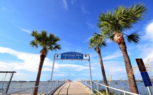 Seaside Sonata by Vtrips