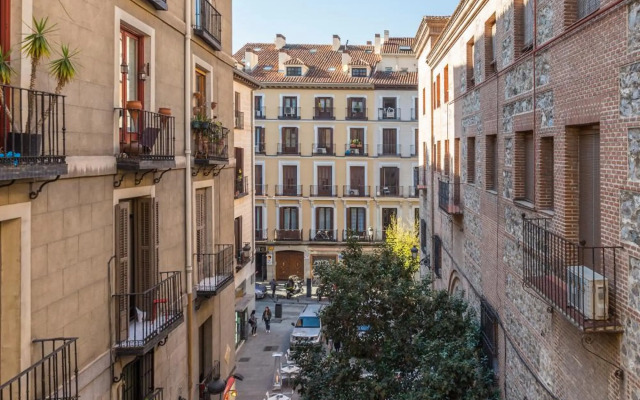 Puerta del Sol Center