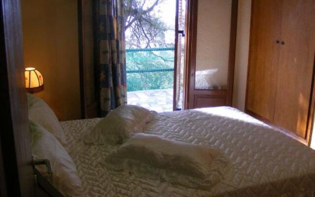 Villa Regina: Above Agni, superb views and pool