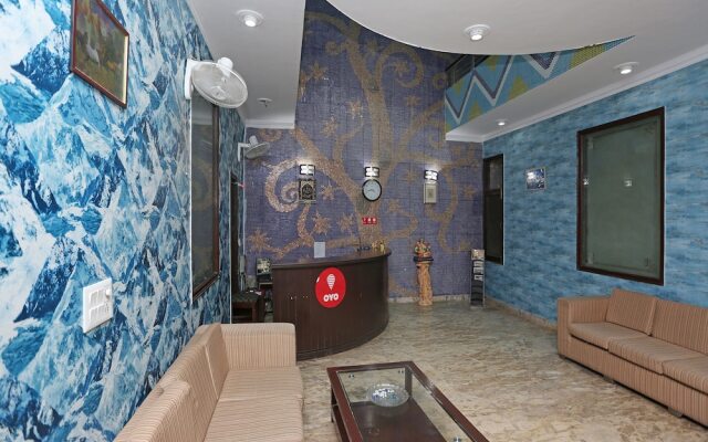 Oyo 556 The Ravee Inn
