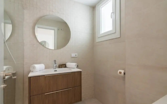 Family Apartment With Balcony, Wifi