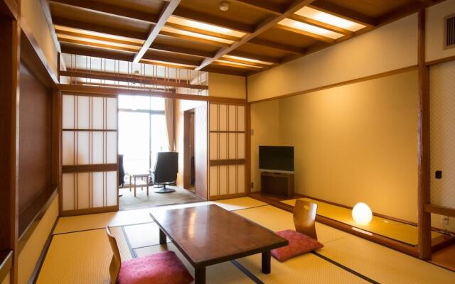 Atami Kinjokan