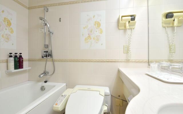 Okinawa Kariyushi Urban Resort Naha