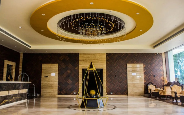 Solitaire Hotel and Resort