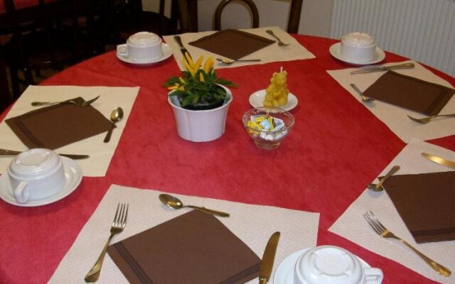 Hotel Au Logis Des Ours