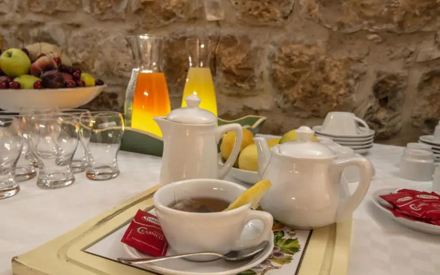 Hotel Gangi