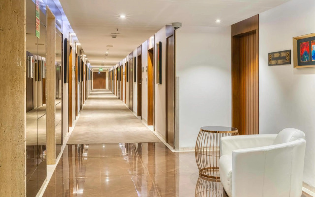 Holiday Inn Kolkata Airport by IHG
