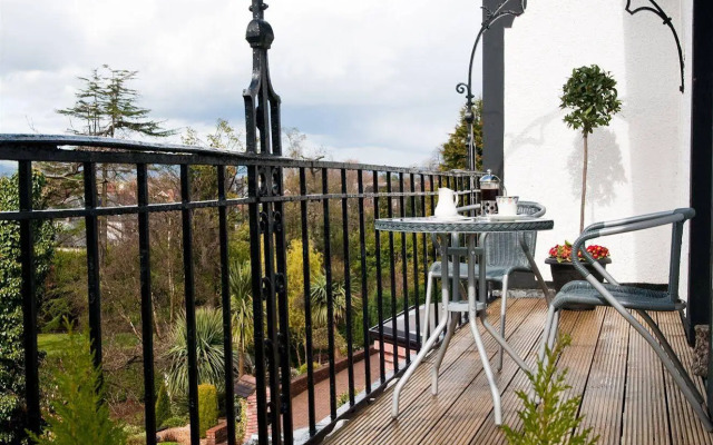 OYO Rayanne House Guest Accommodation