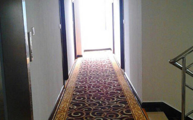 Liang Guang Business Hotel- Guilin