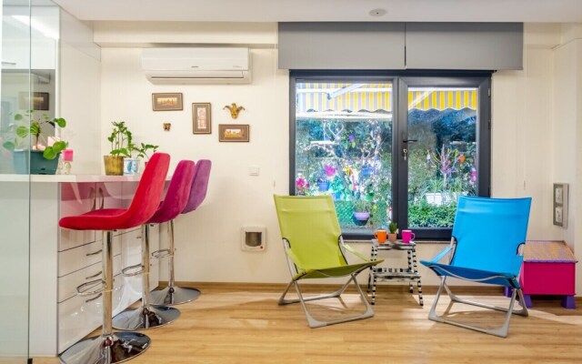 Flat With Rainbow Themed Interior in Goztepe