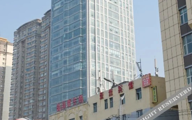 OYO Urumqi Shengguang Hotel