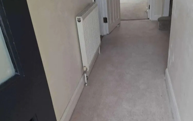 Charming London House With 3 Bedrooms