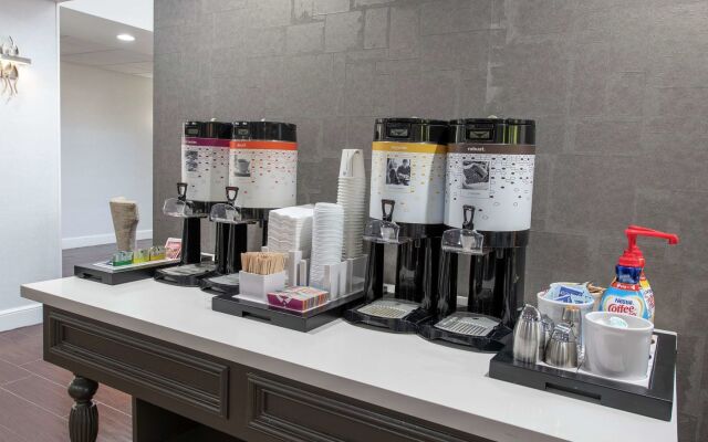 Hampton Inn & Suites Lafayette