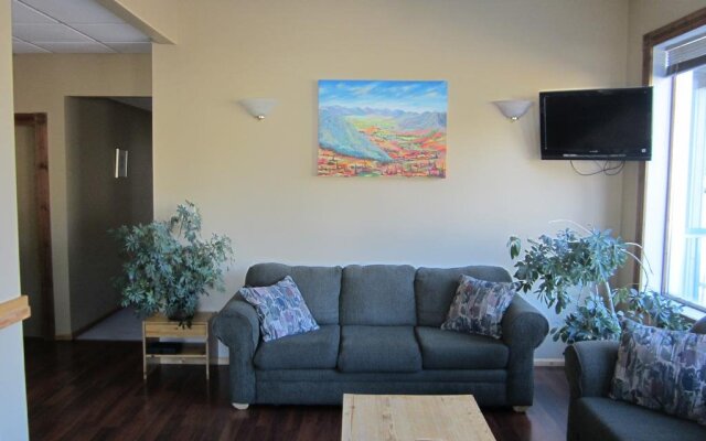 5th Avenue Bed & Breakfast