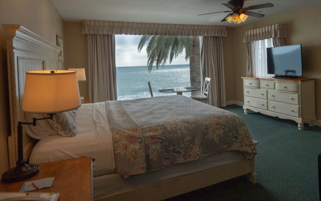 Cliff House Inn On The Ocean