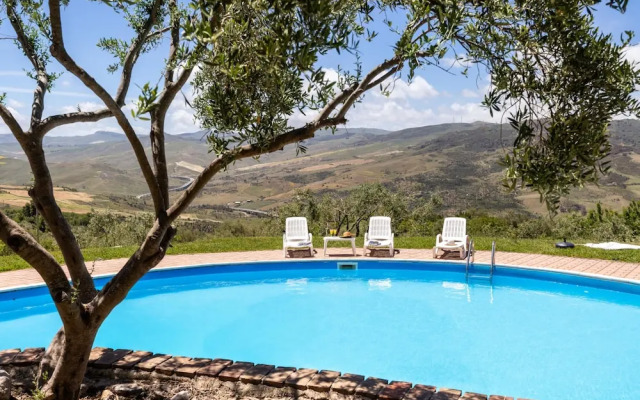 Villa Granci con Piscina by Wonderful Italy